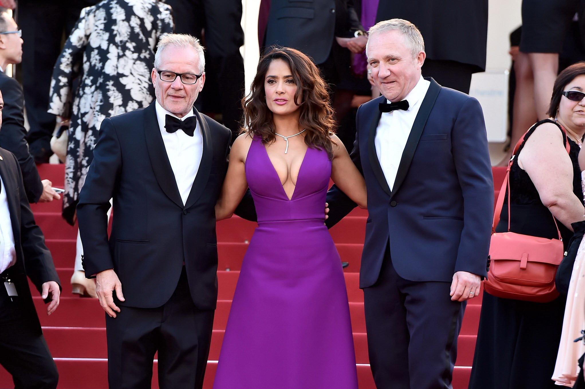 Salma Hayek showing huge cleavage at the Carol screening in Cannes #75163729