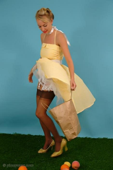 Retro Style Babe In Stockings #78318100