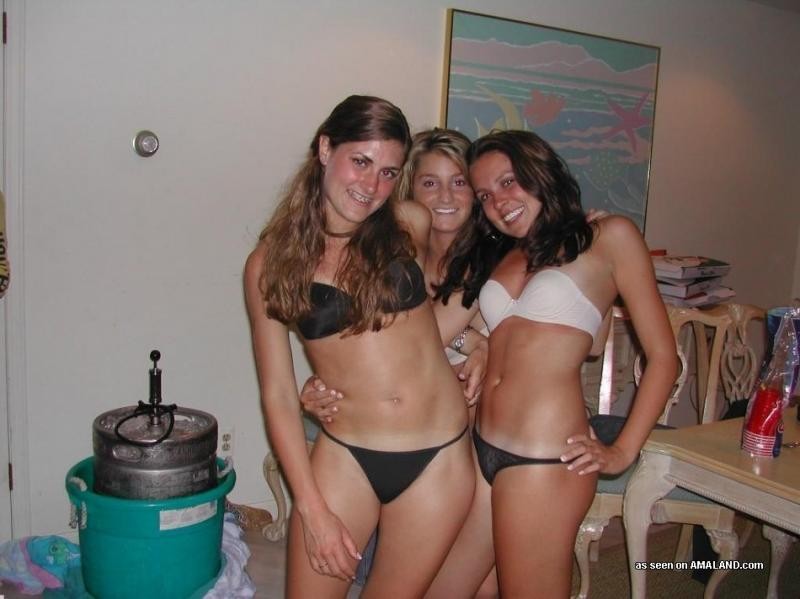 Wild amateur hot lesbian lovers in kinky parties #68240643