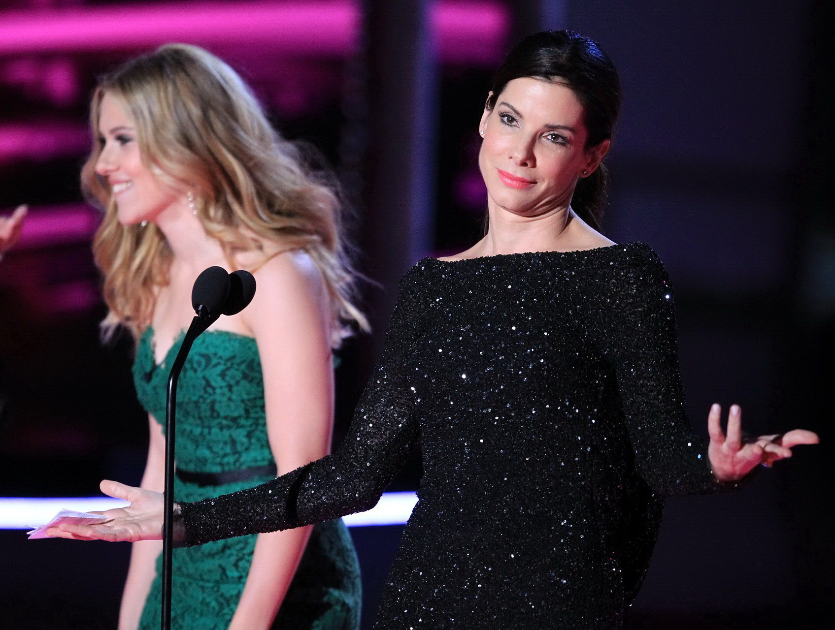 Sandra Bullock making out with Scarlett Johansson at MTV Movie Awards #75346371