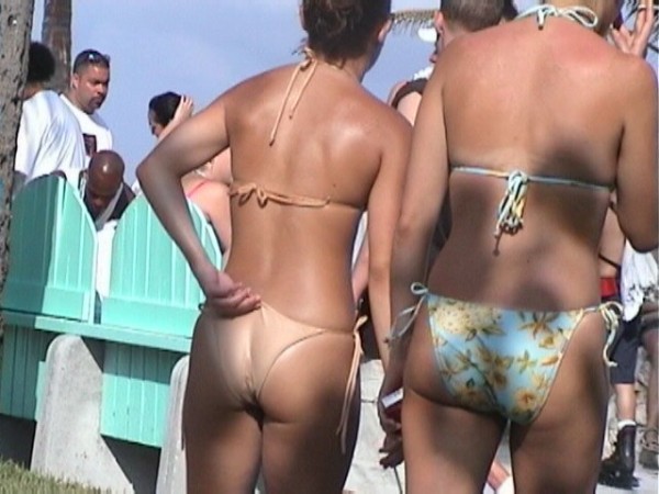 Sneaky south beach public ass shots
 #70695402