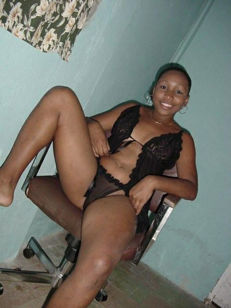 Real black gfs posing and exposed pics page 23
 #73346969