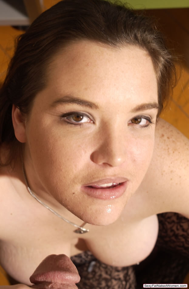 Bbw morena dando una mamada desde su pov
 #75564164