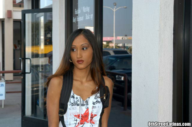 12 fotos y 1 película de celine de 8th street latinas
 #74581551