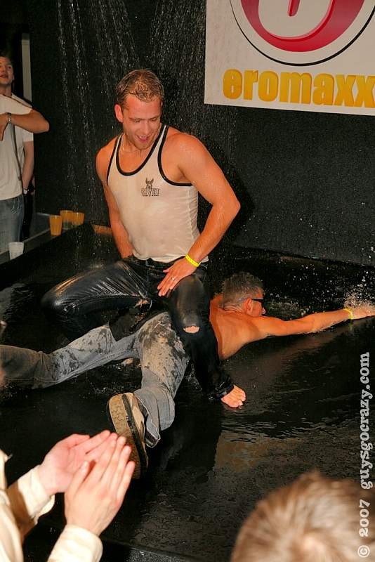 Gay men jerk eachother off under a public shower #76992190