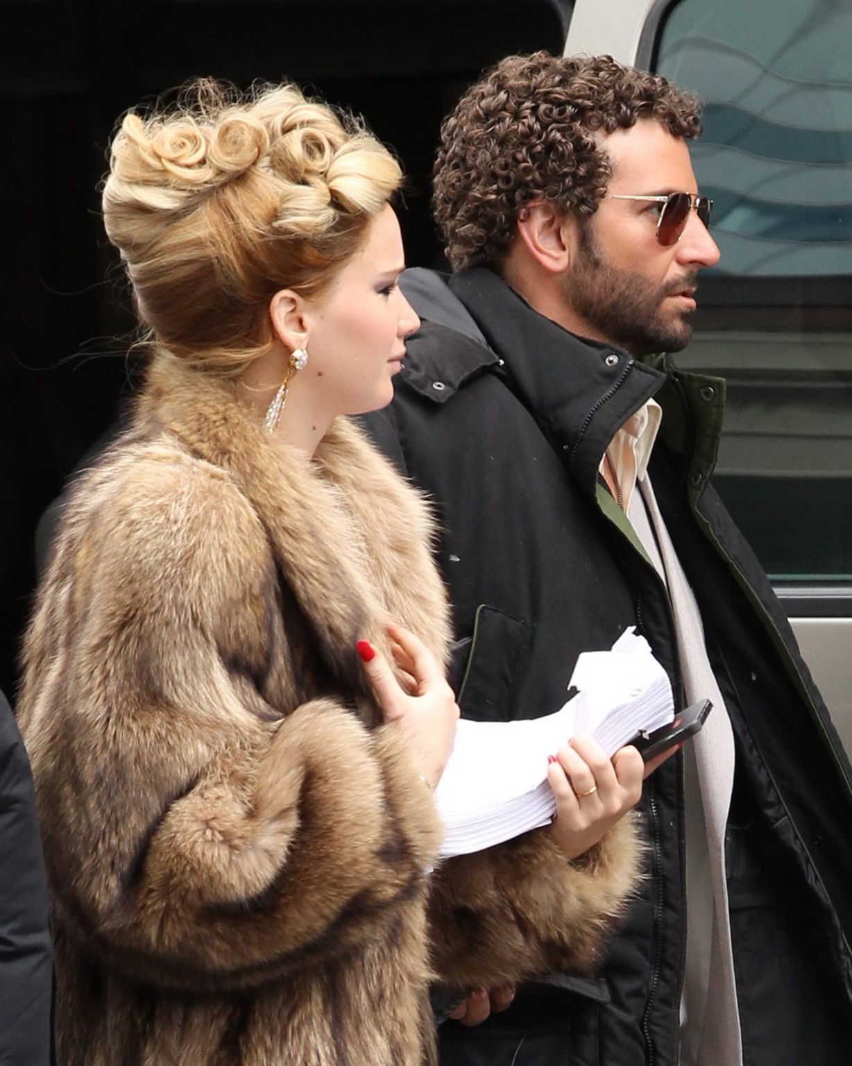 Jennifer lawrence montre un énorme décolleté en bas du chemisier sur le plateau de 'untitled david o. rus
 #75236502