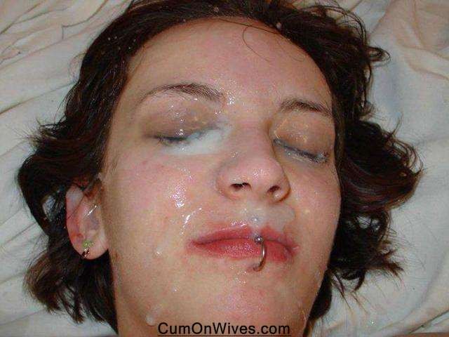 Real amateur milfs getting thick facials
 #68275492