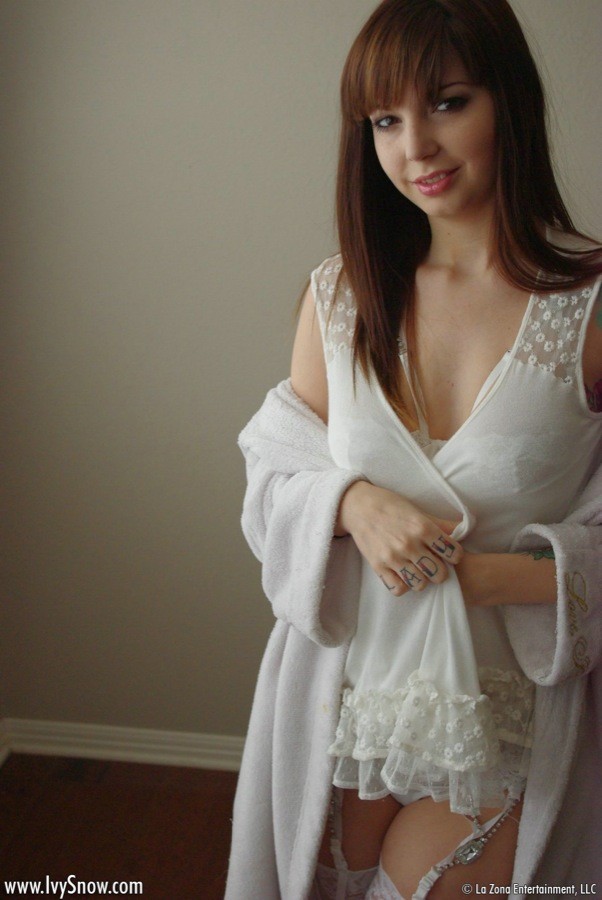 Ivy Snow wears white lingerie and tassels #78017633