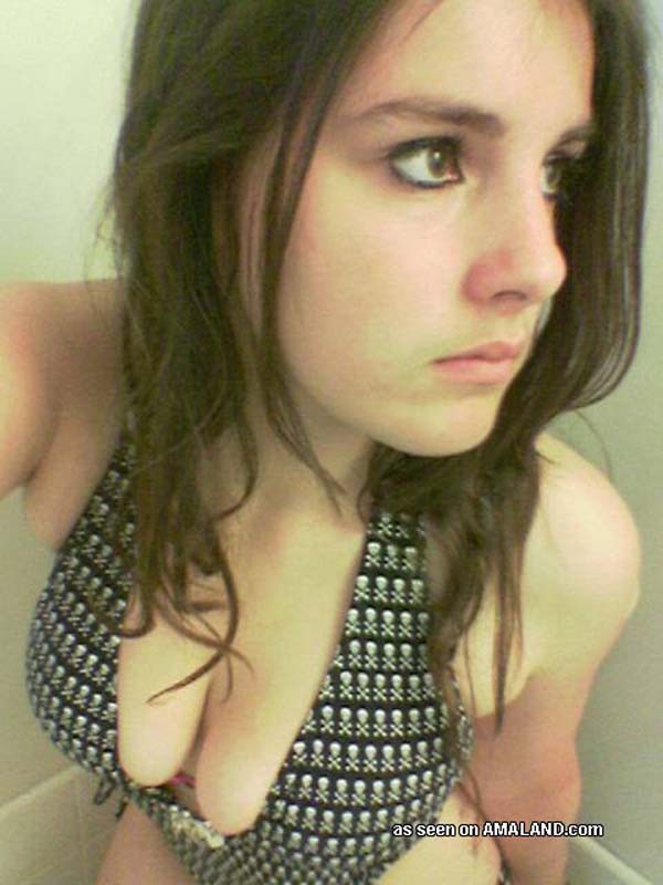 Sleazy sexy amateur Latina teen #77956536