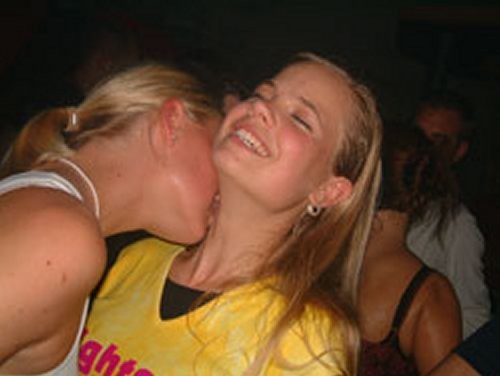 Drunk raver girls caught kissing #78289193