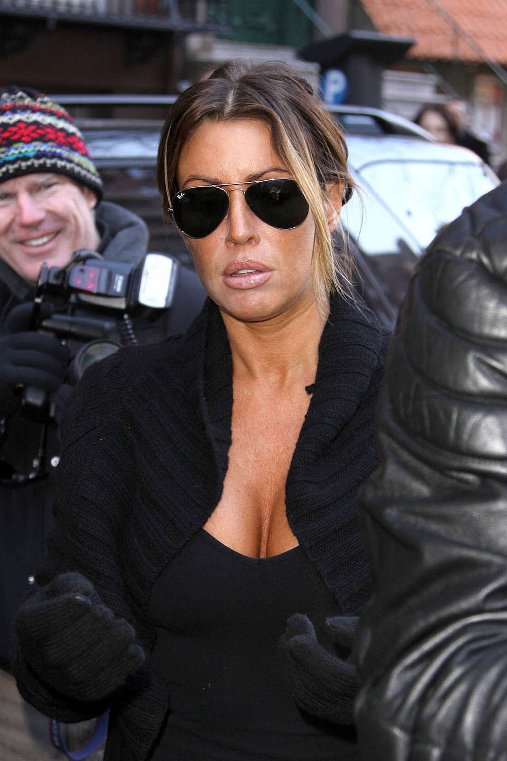 Rachel Uchitel looking very sexy and exposing her body in bikni #75366596