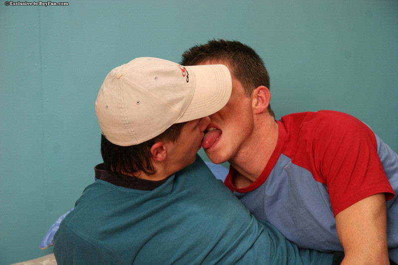 Gay twinks kissing sucking and fucking hardcore #76986882