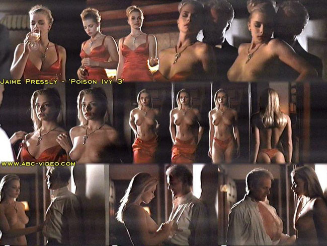 Celebrity Jaime Pressly Exposing Her Perfect Ass