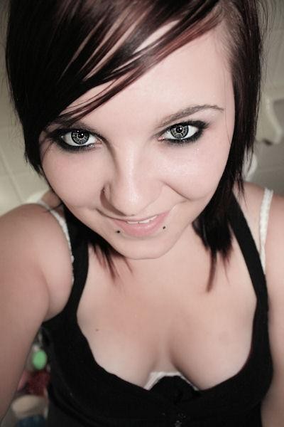 セクシーな自撮りのエモちゃん
 #68330690