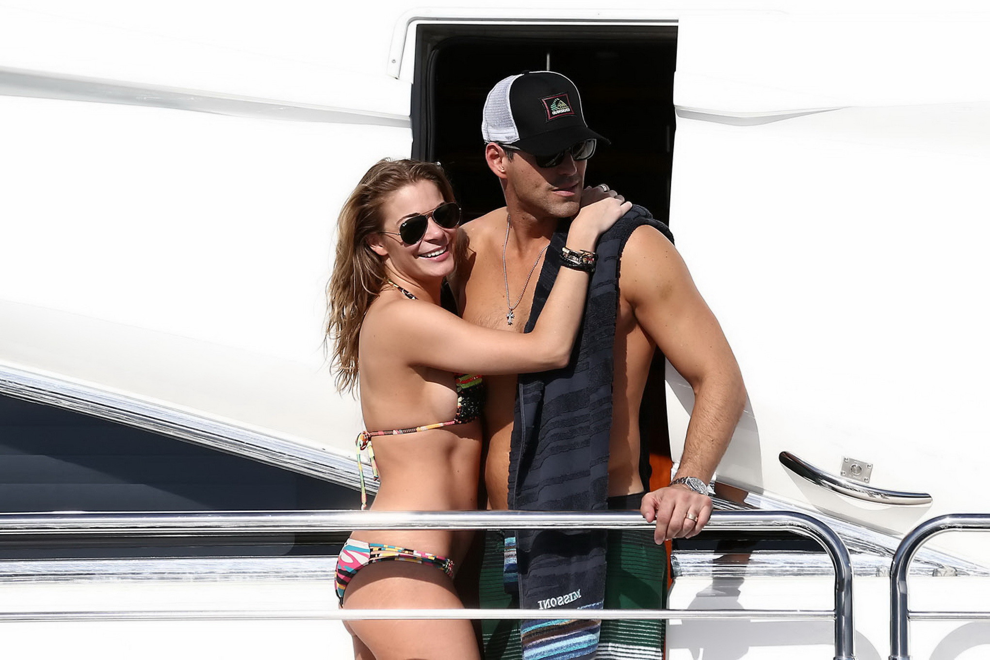 LeAnn Rimes showing side boob in few bikini sets on a yacht in Cabo San Lucas #75244801