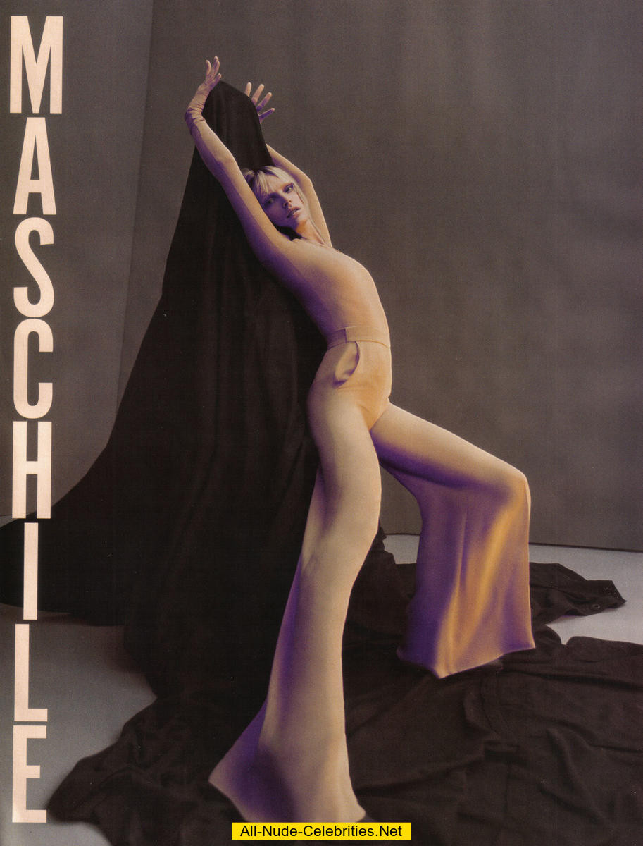 Leah de wavrin sexy y desnuda escaneos de revistas
 #75142873