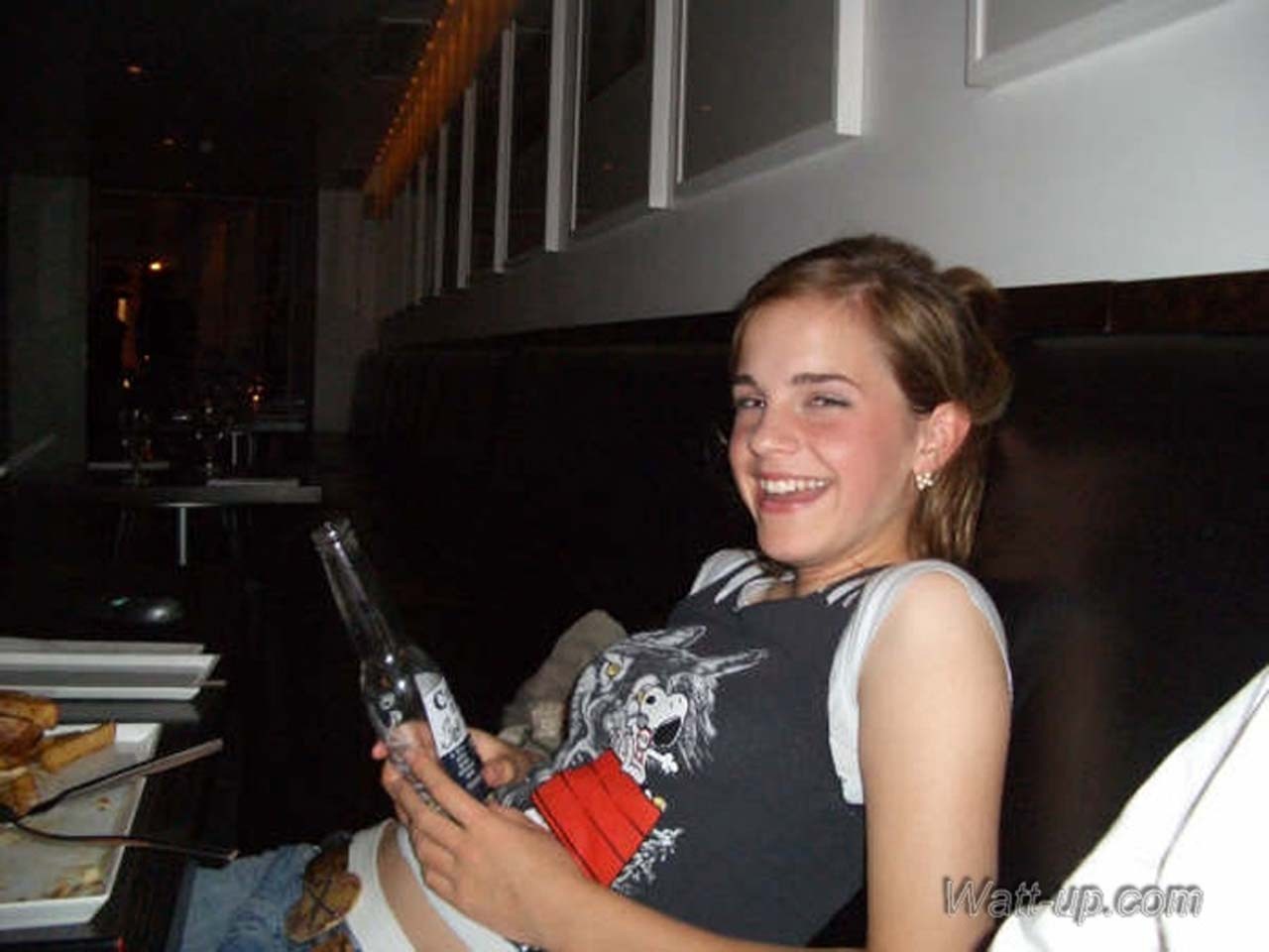 Emma Watson Drinking Beer With Her Friends And Looking Very Sexy