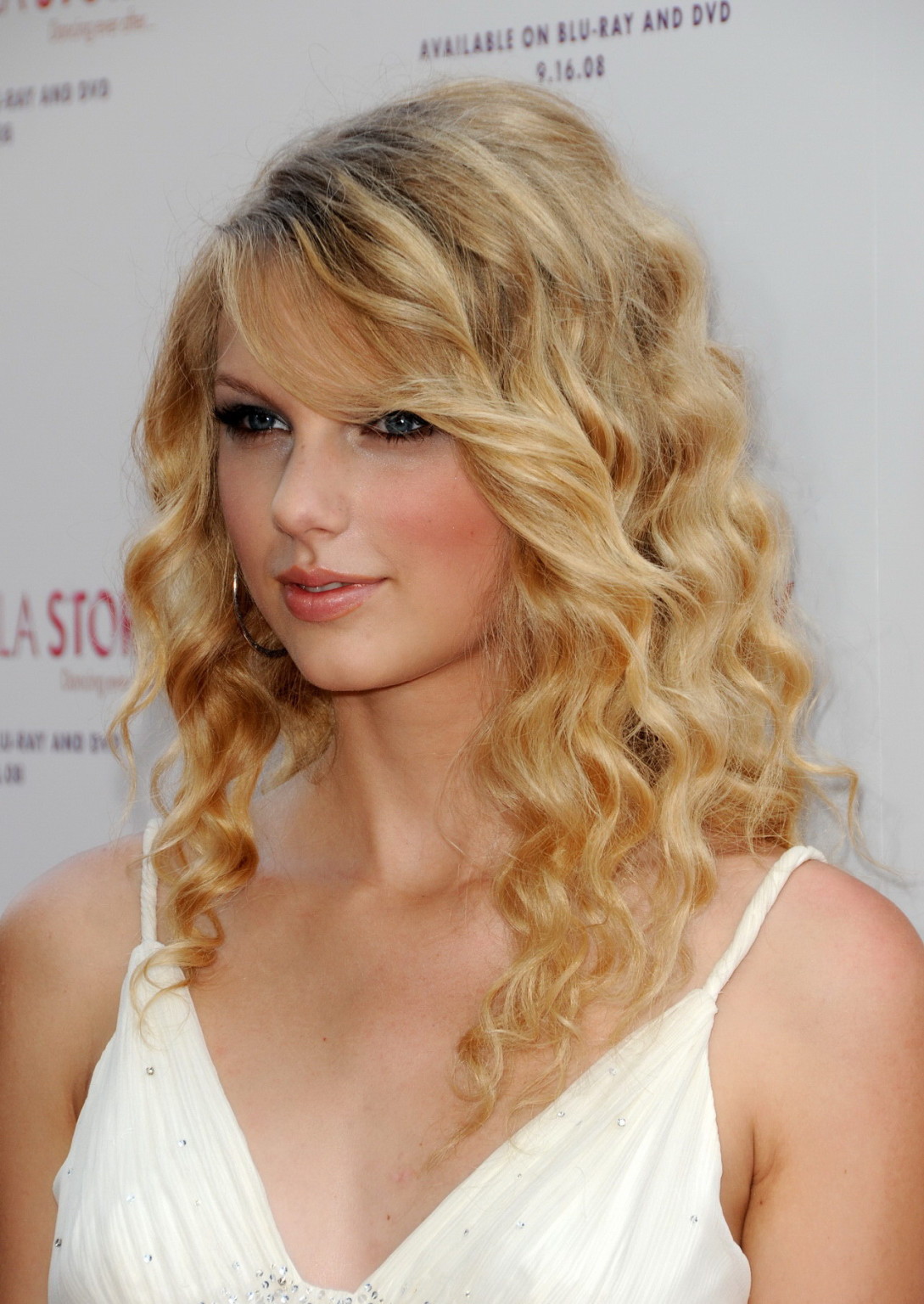 Taylor Swift stunning in white dress at 'Another Cinderella Story' premiere #75348993