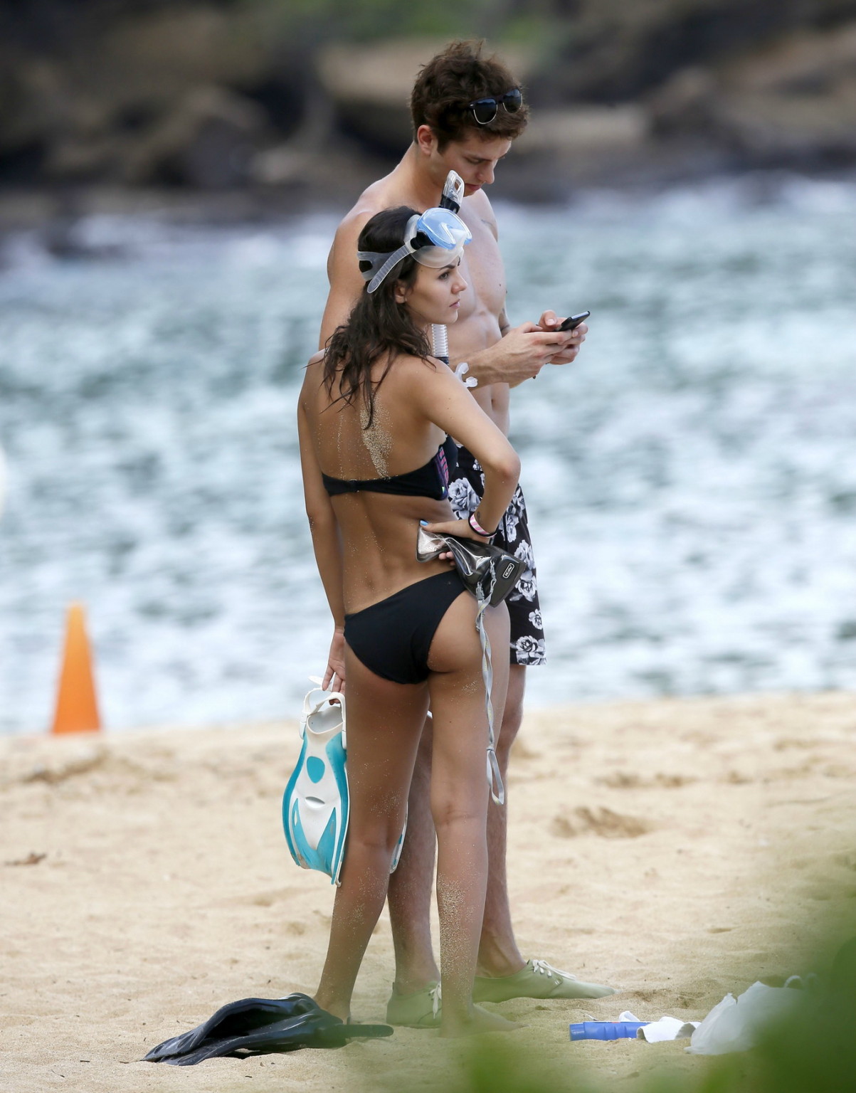 Victoria justice mostrando su perfecto cuerpo en bikini en oahu
 #75153496