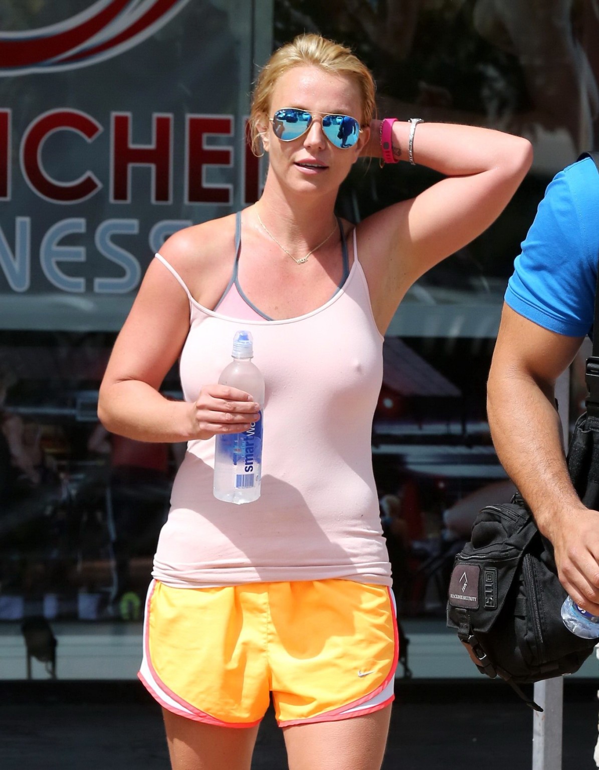 Busty Britney Spears shows pokies leaving the Drenched Fitness in LA #75192956