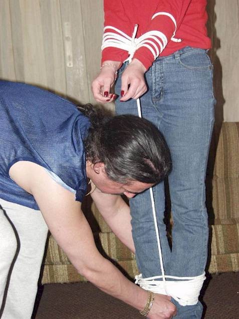 Esclavo puta es castigado
 #72234786