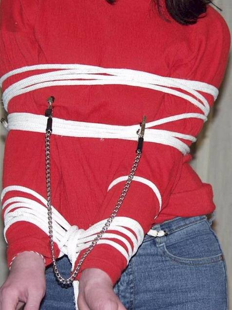 Esclavo puta es castigado
 #72234810