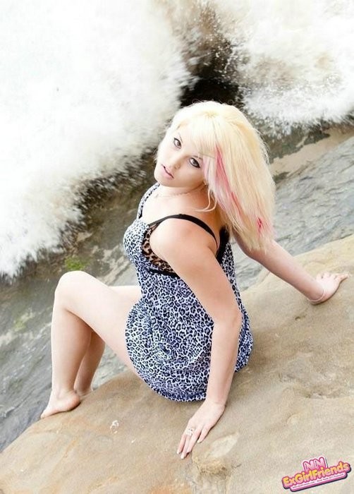 Prüfe meine Exfreundin
 #79383210