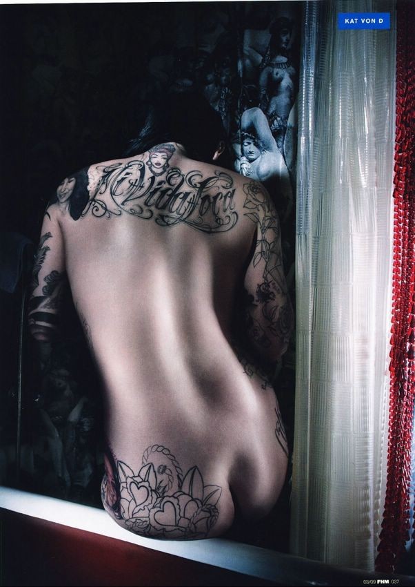 Tattooed celebrity Kat Von D showing her nice naked ass #75379784