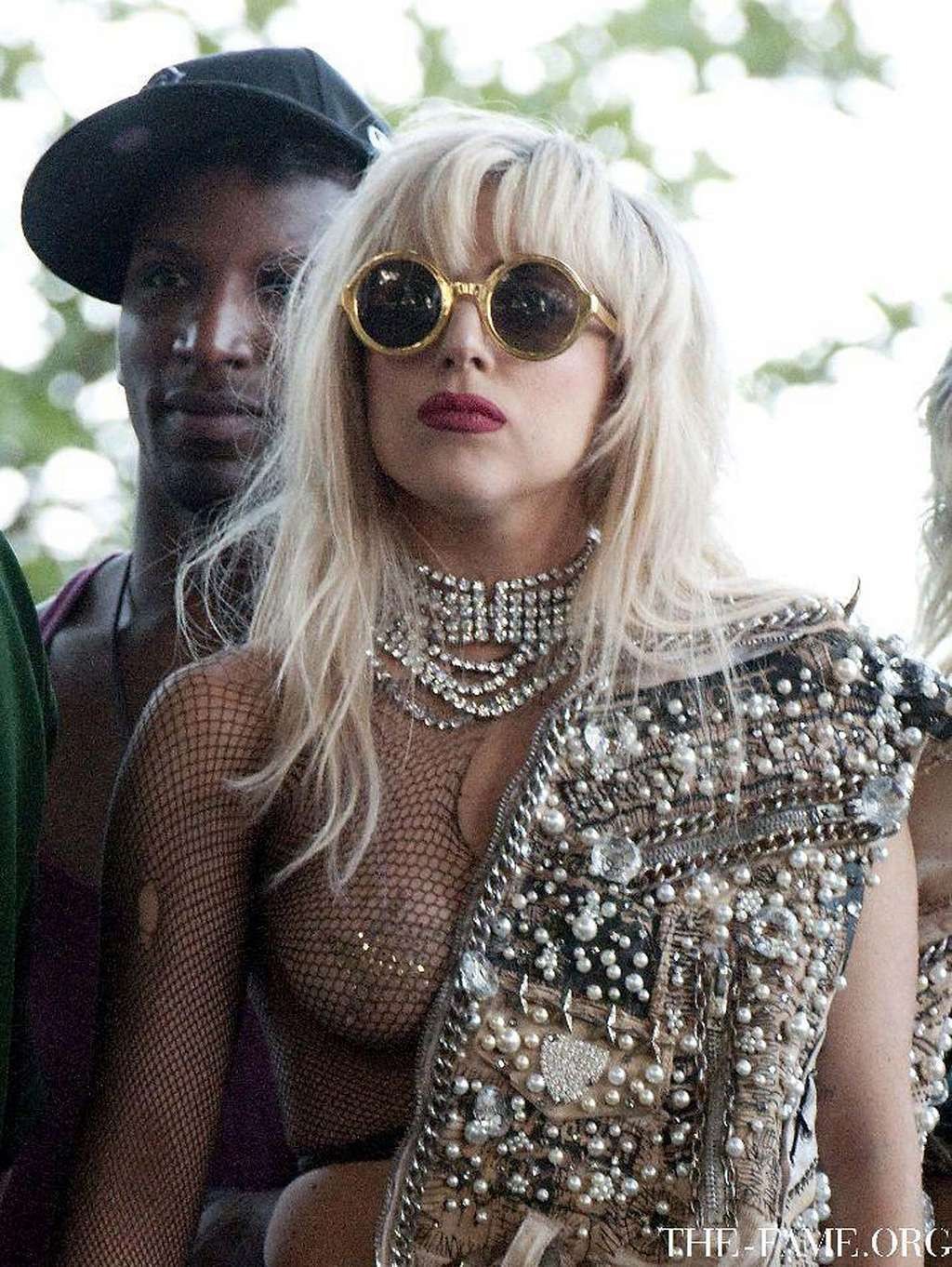 Lady Gaga posiert ganz nackt für ein Magazin und im durchsichtigen Top Paparazzi-Shoot
 #75335331