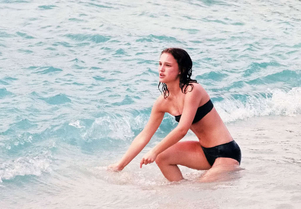 Natalie Portman exposing her nice tits on beach and posing in bikini paparazzi p #75367815
