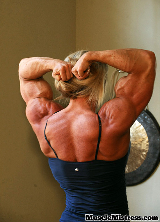 Massive ripped muscular Amazon Goddess with impressive physique #73574883