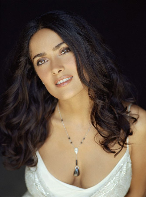 Berühmtheit Salma Hayek unwiderstehlich große Brüste in süßen Kleidern
 #75414185