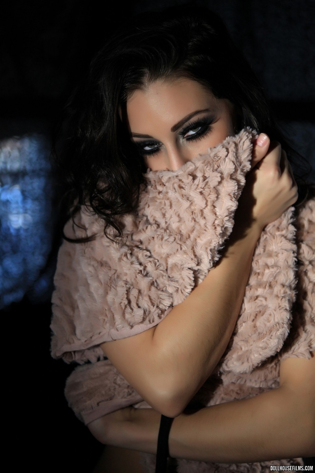 Gracie Glam posing seductively as she toys with a Scarf #71070455