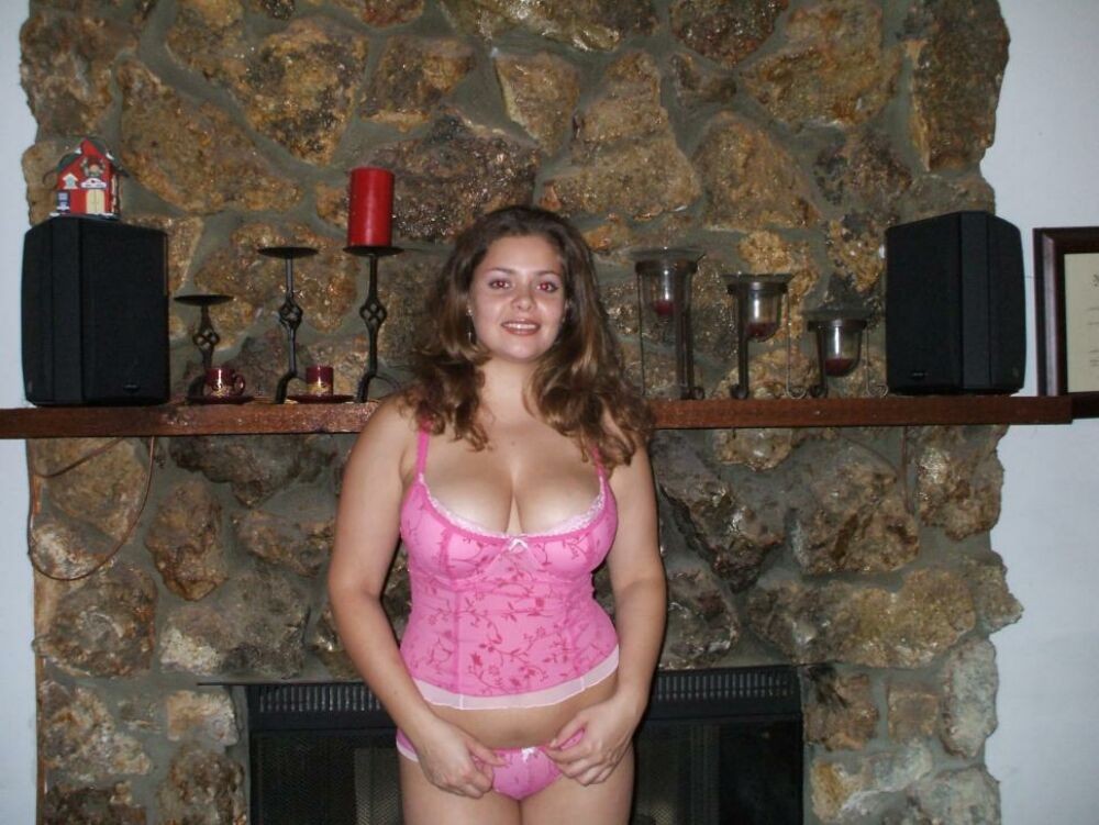 Big Tit Gfs exposing thier racks of big tits gallery 4 #67795099