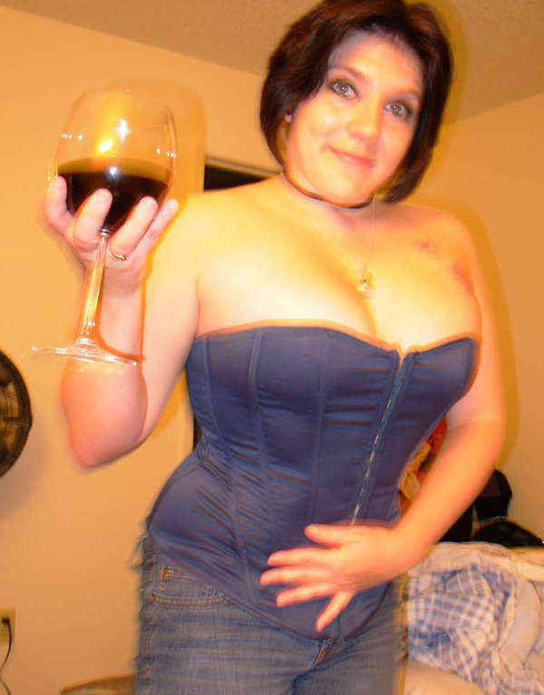 Bilder von einer Amateur-Ehefrau in ihren perversen Posen
 #75460601