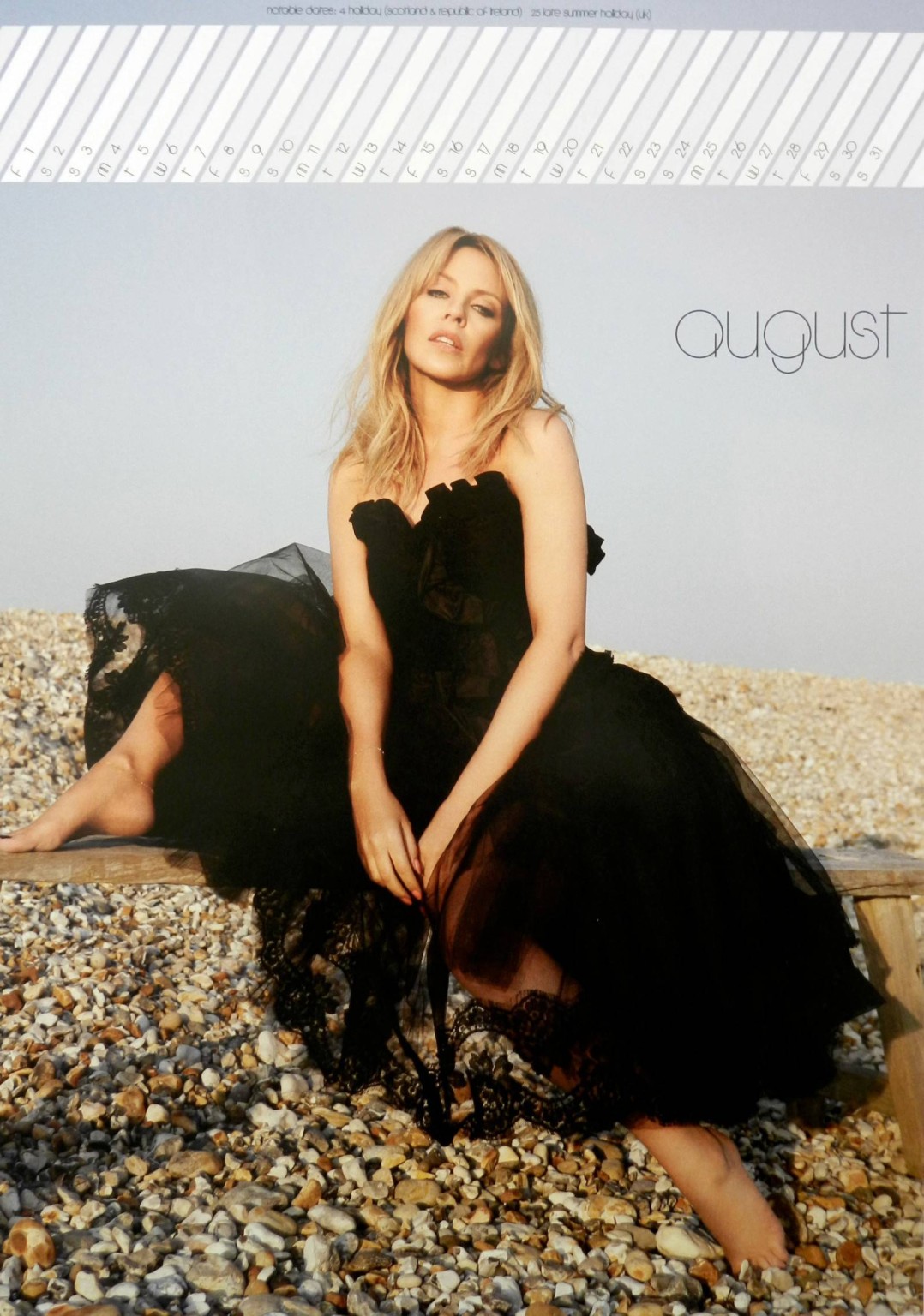 Kylie minogue très sexy dans son photoshoot officiel du calendrier 2014
 #75215285