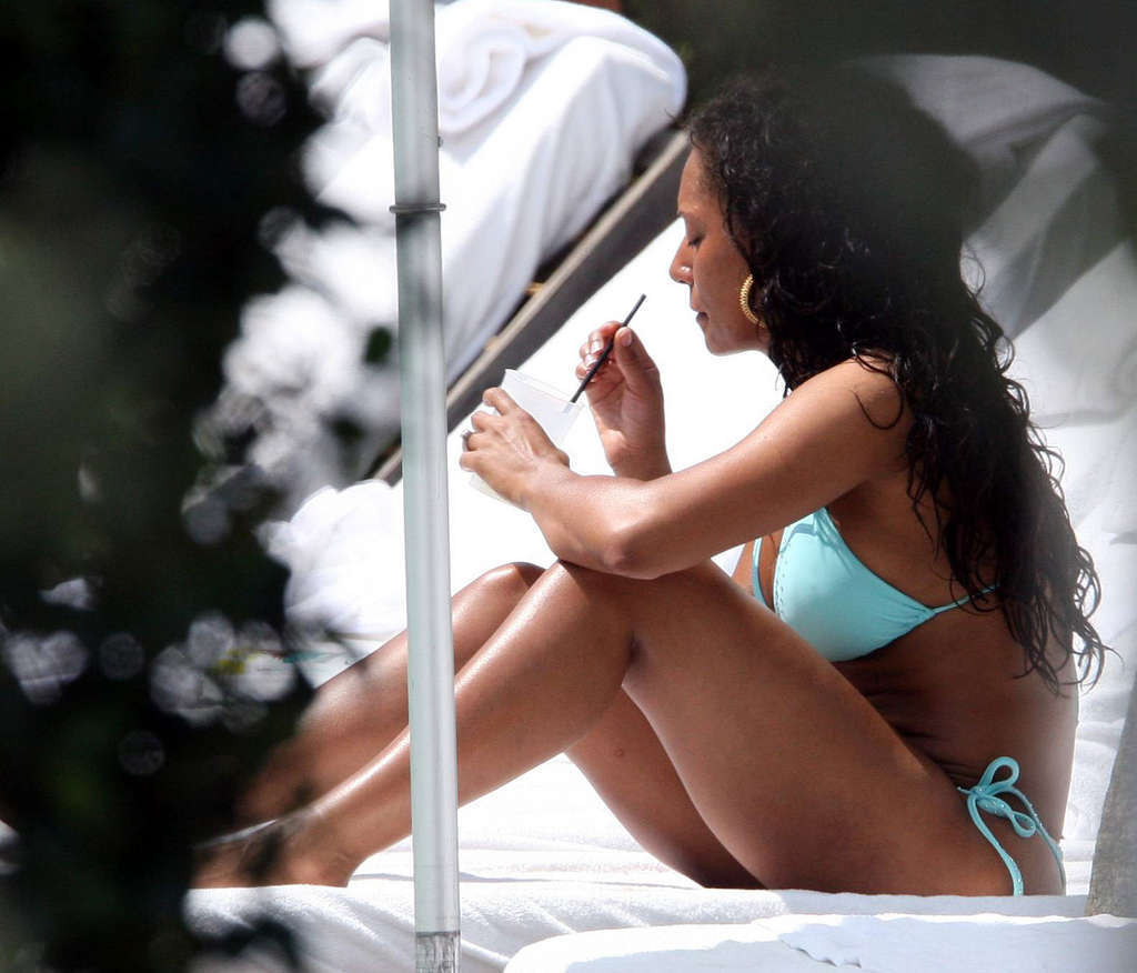 Mel B enjoying on pool and showing huge tits and nice body #75373468