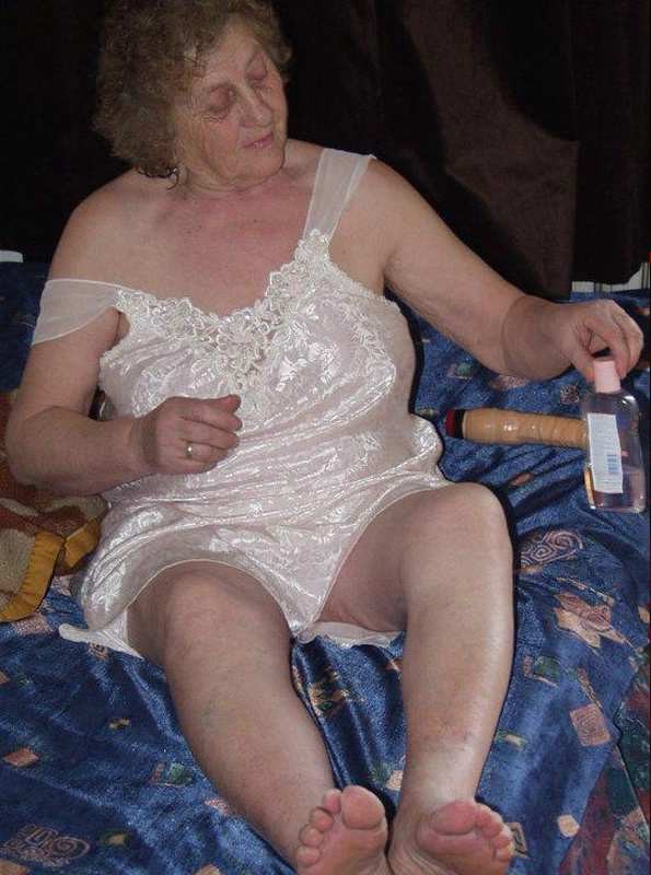 Old granny playing with dildo hard and teasing #77244561