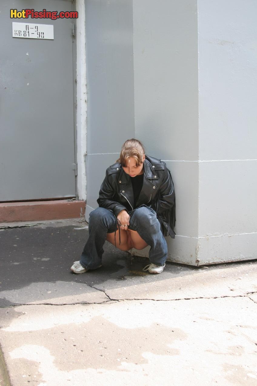 Girlfriend of a biker cannot resist nature call and pees in the street #76560791