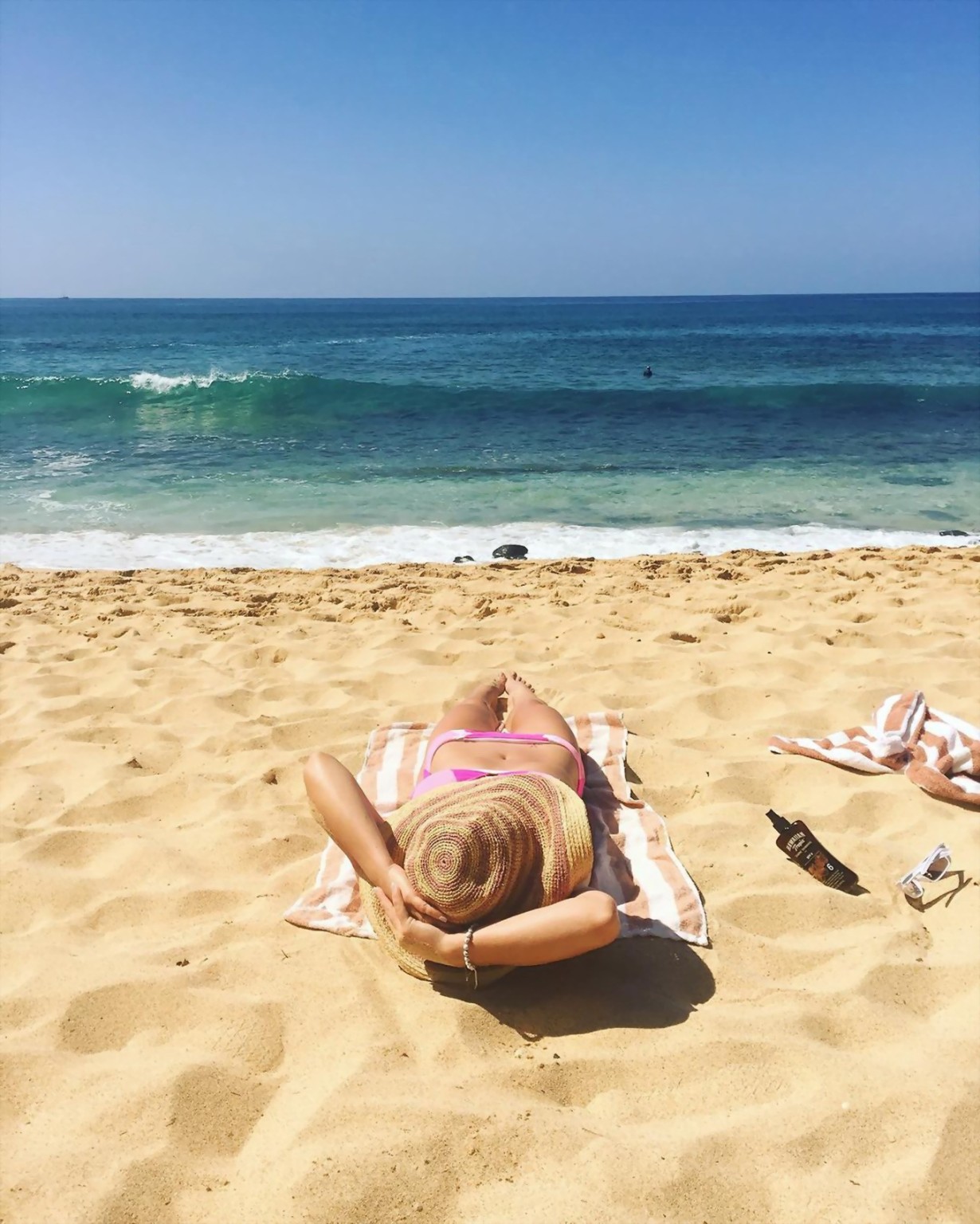 Britney Spears busty in a tiny pink bikini at the beach #75144226