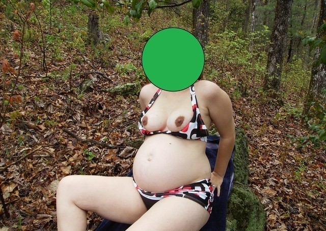 Sexy schwangere Frauen nackt
 #67690475
