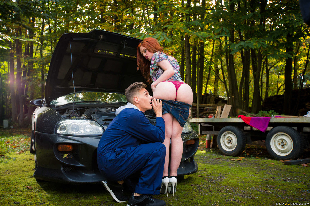 Ella Hughes gets her butt poked by the car mechani #68651539