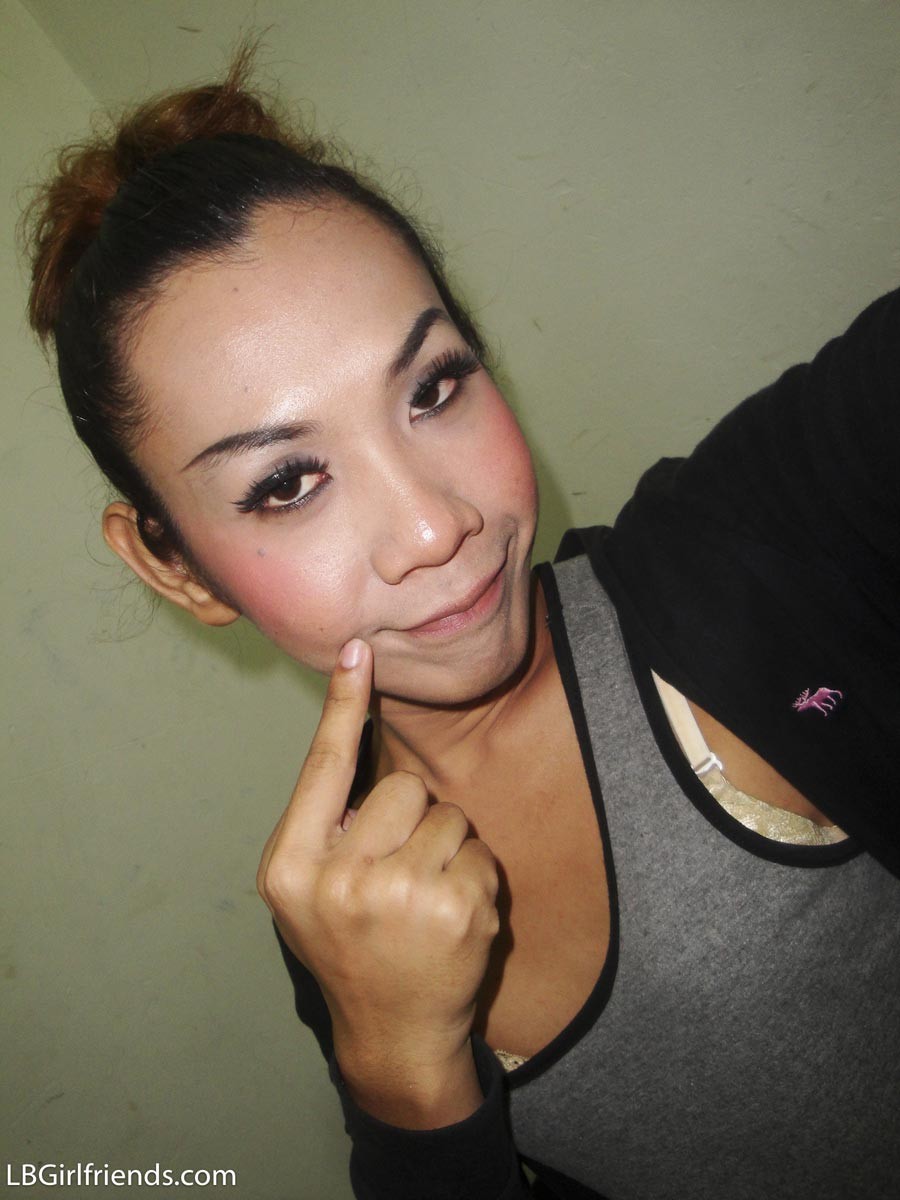 Amateur asiatischer Ladyboy Exfreundin
 #70040620