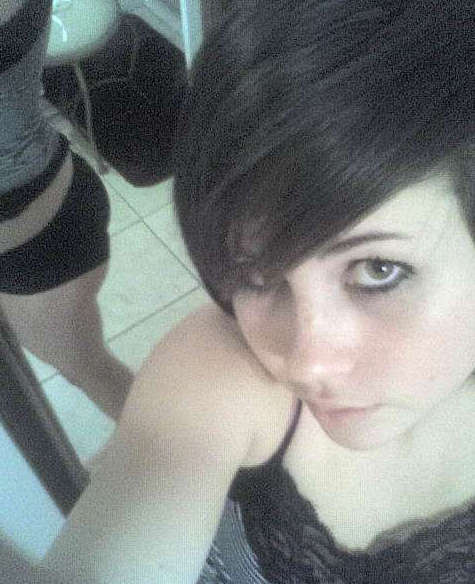Pictures of a cute chick camwhoring #75720294