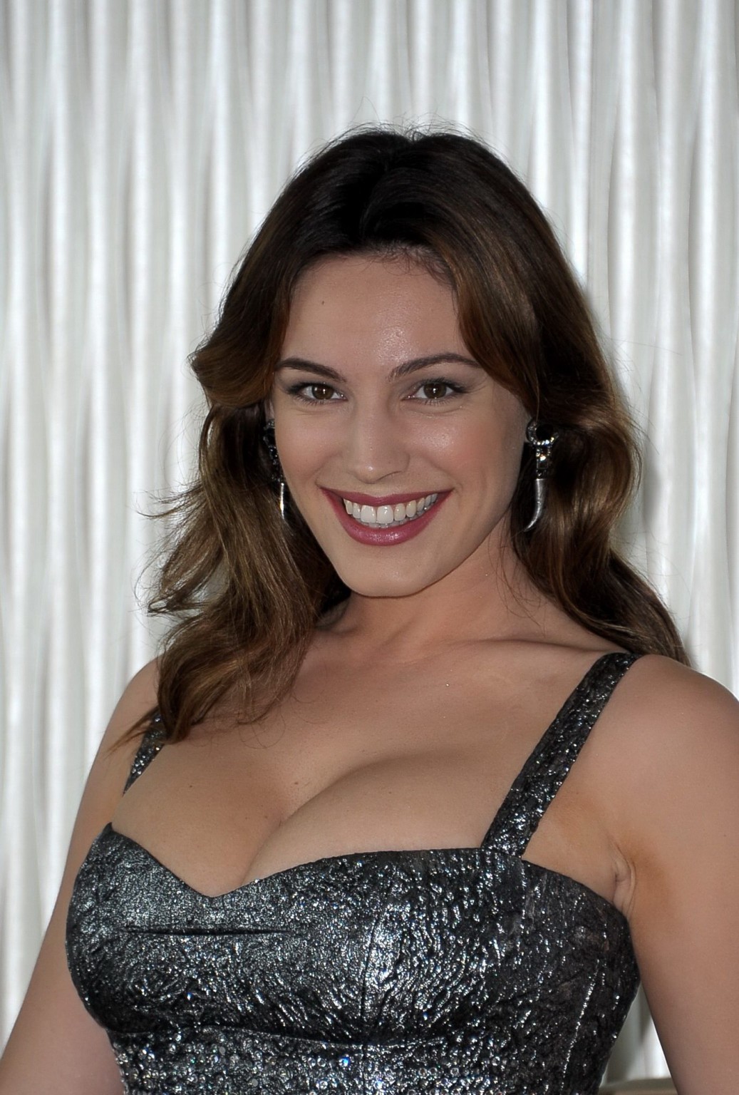 Kelly brook mostrando enorme escote en el photocall del ischia global fest 2012 en milán,
 #75260818