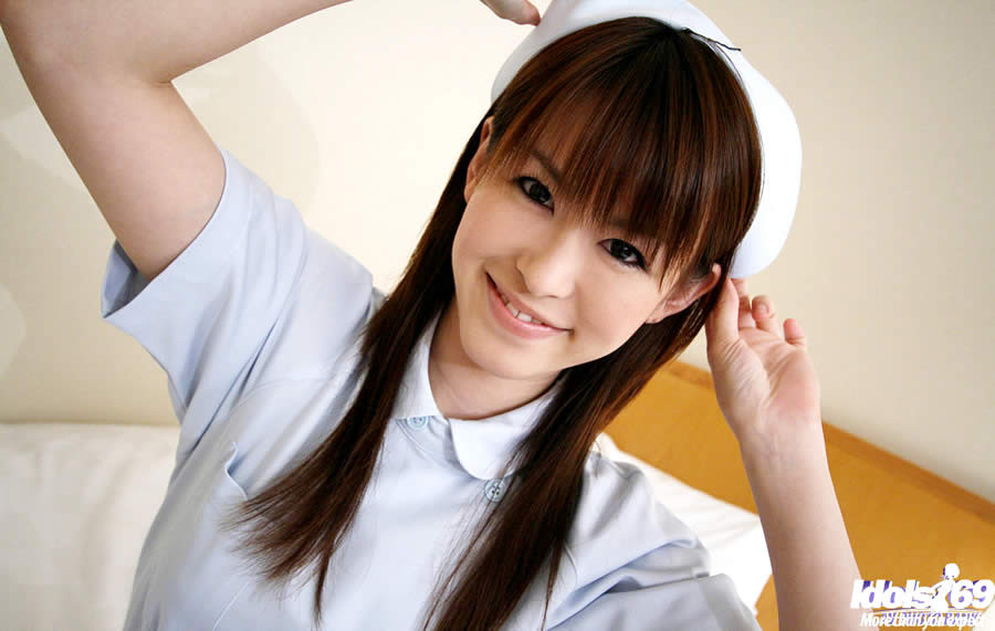 Adorabile infermiera giapponese che scopa il suo paziente
 #69908351