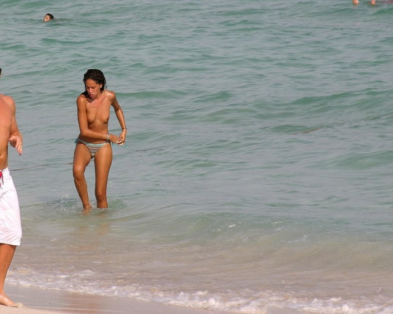 Increíbles fotos nudistas
 #72311453