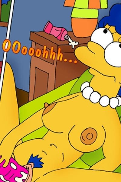 Homer experimenting with Lisa with incredible body #69662079