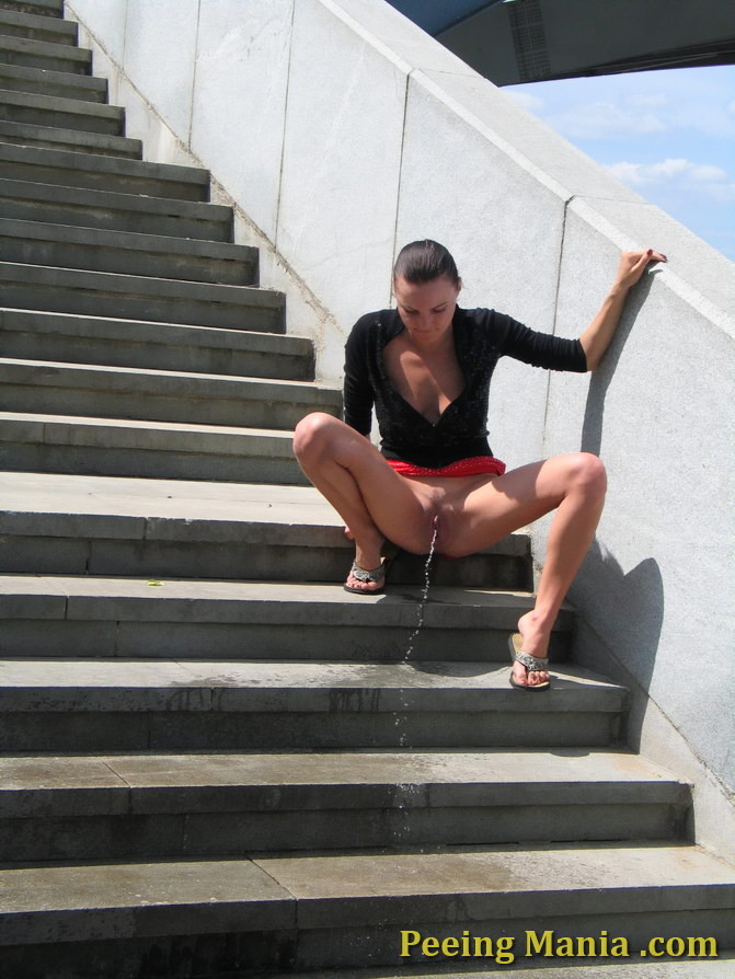Brunette wants to pee so desperately that do it on the outdoor stairs #76569531