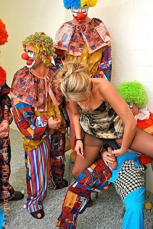 Classy blonde lgets gangbanged and bukkaked by clowns #76091361